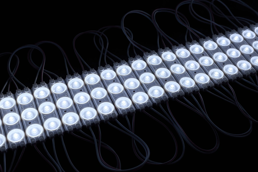 Светодиодный линзованный модуль Byled SMD2835, 1.5W, 175°, 12V, Цвет: Холодный белый 9000К